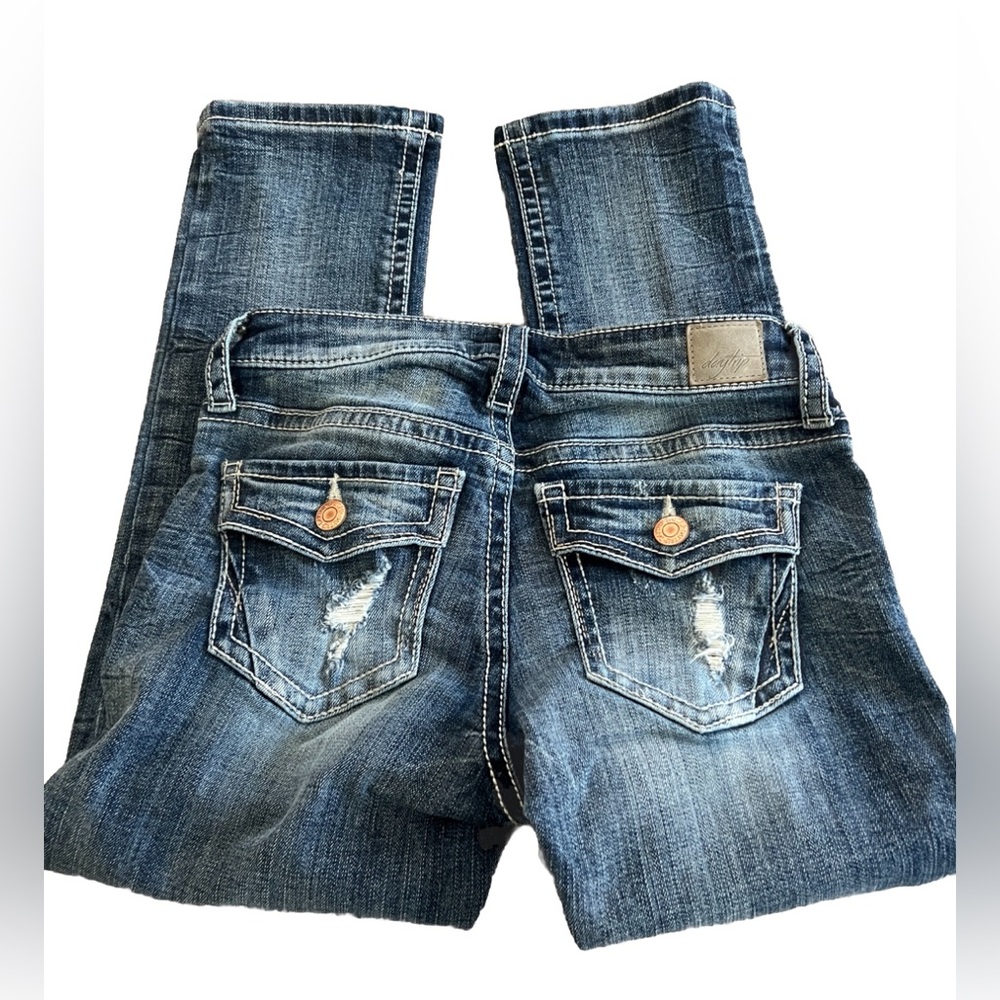 DAYTRIP VIRGO BUCKLE Distressed + Faded  Denim Crop Jeans Size 24 29x24 - Picture 5 of 11